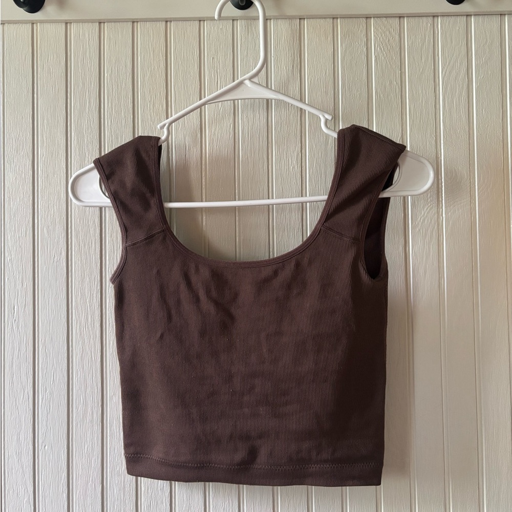 Garage brown crop top!